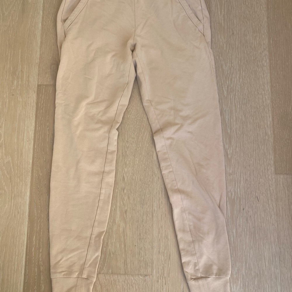 Woman’s  Tan Jogger Pants